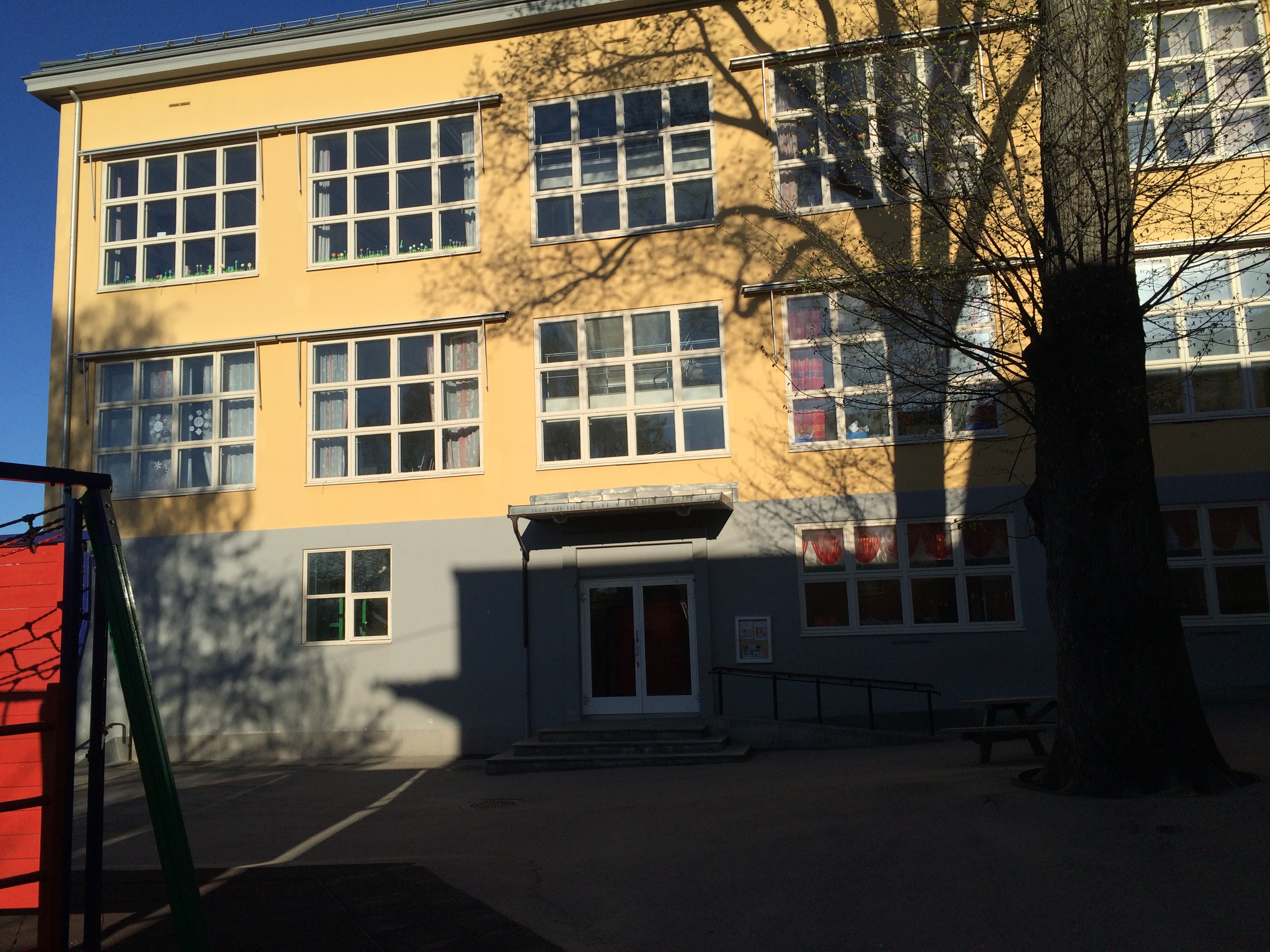 Lilleaker skole