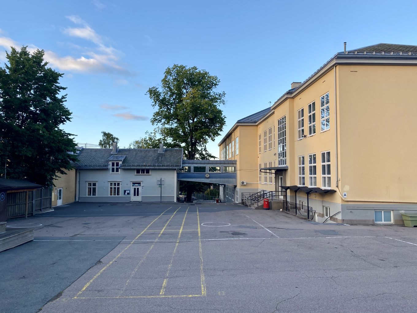 Lilleaker skole