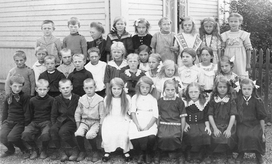 1. klasse 1912-1913 1. klasse 1912-1913