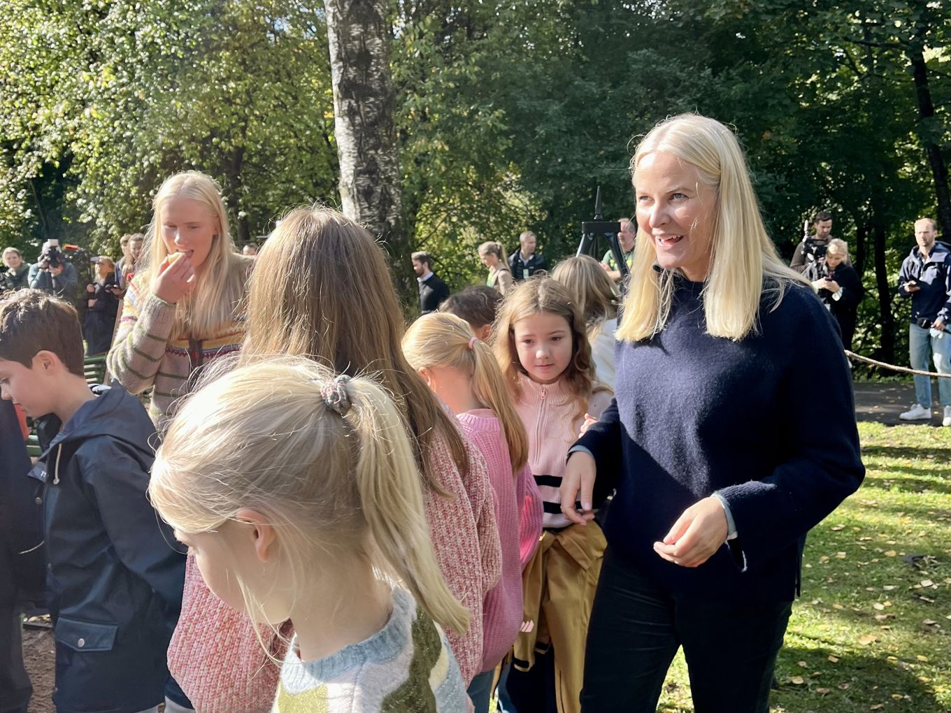 Storfint besøk på Fåbro gård